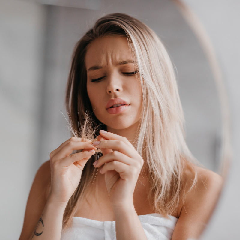 3 abitudini dannose per i capelli!